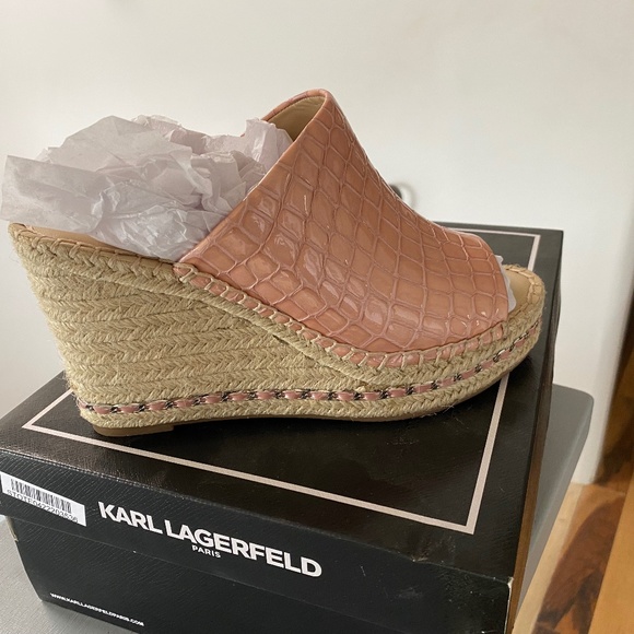 KARL LAGERGELD GORGEOUS  PINK CROCK WEDGES - Picture 1 of 6